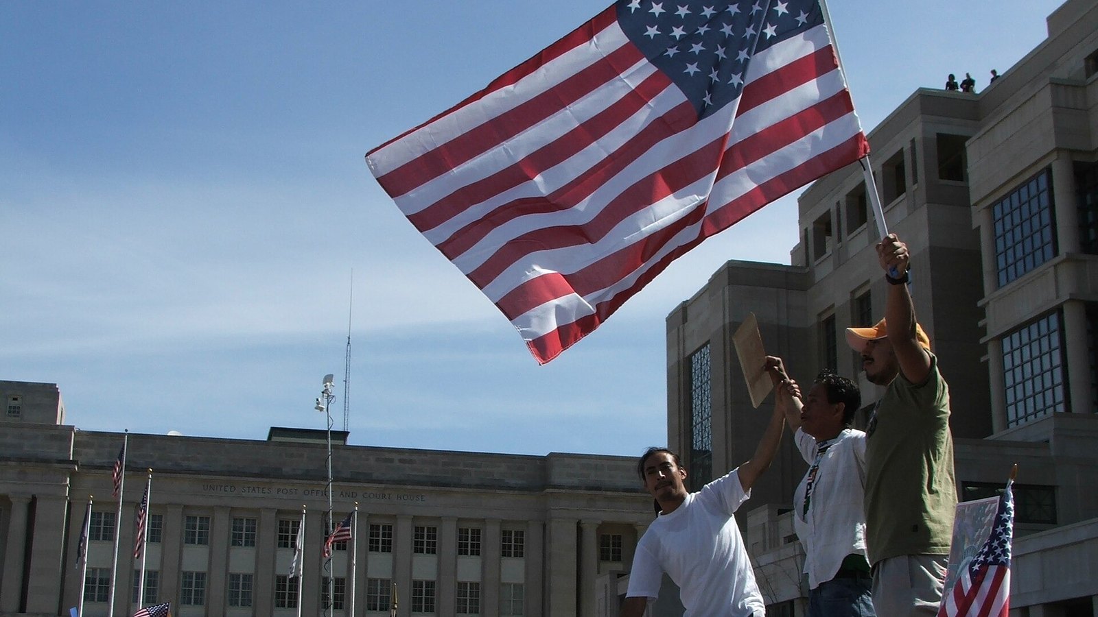 Corte de Apelaciones avala detener a inmigrantes sin audiencia de fianza en Texas, Luisiana y Misisipi
