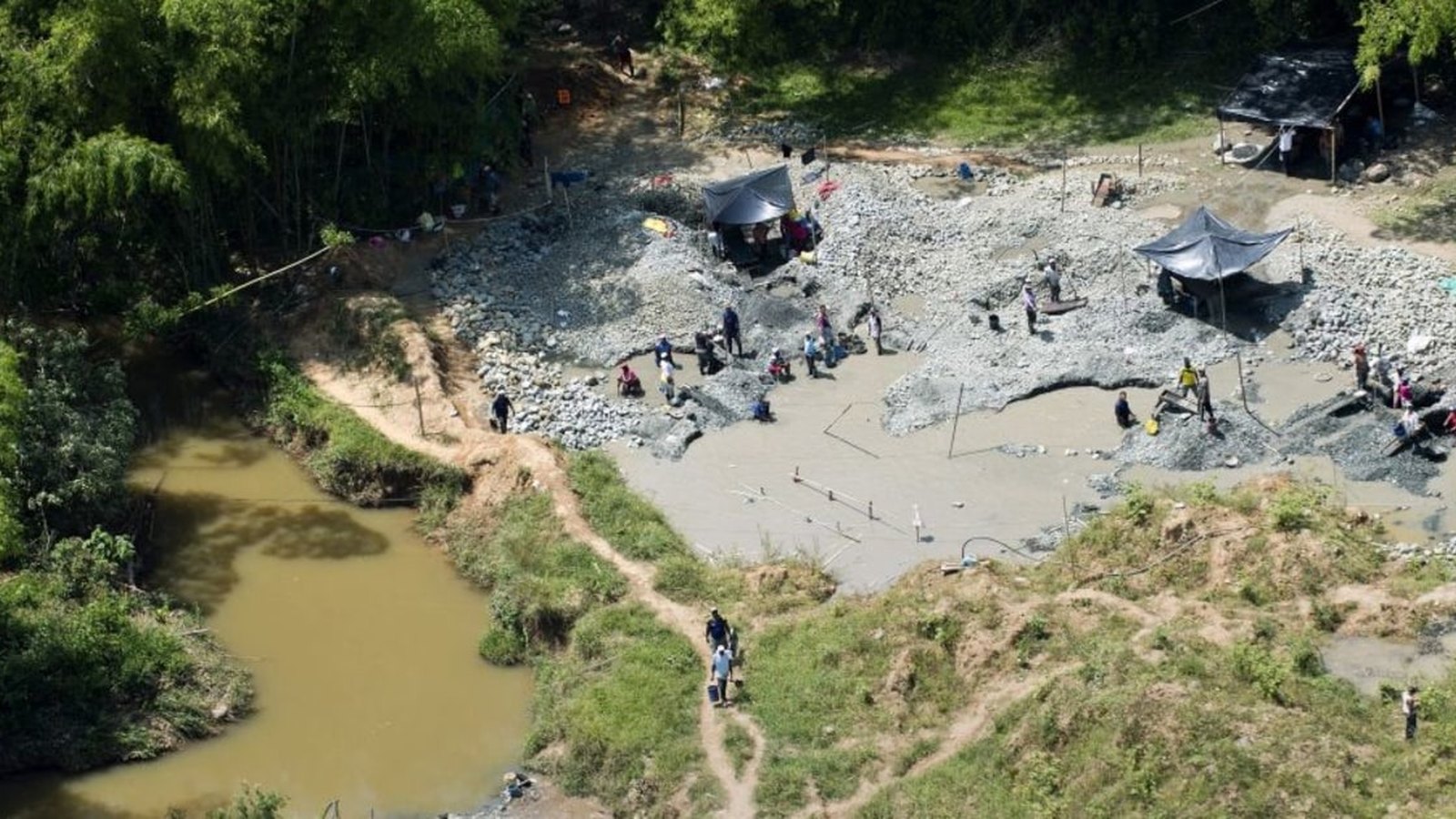 Colapso de una mina de oro en Nariño, Colombia, deja al menos 14 muertos según reportes
