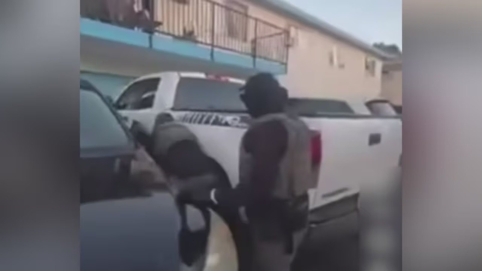 Familia denuncia el arresto de ICE de un mexicano en Garden Grove cuando iba a una fiesta